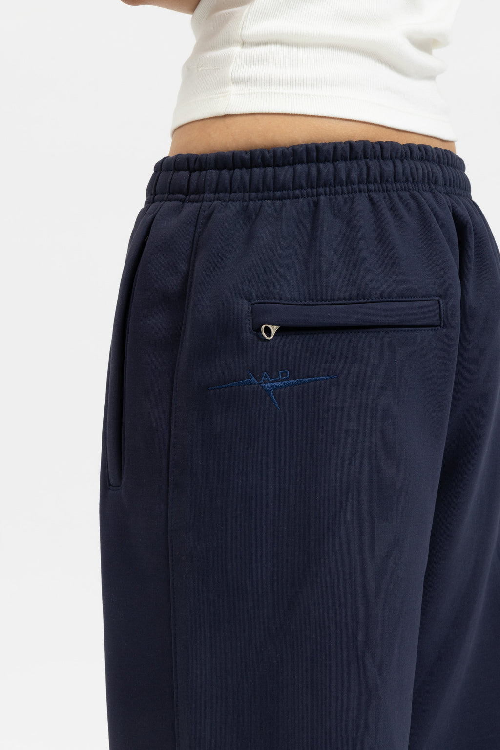 SIGNATURE UNCUFFED JOGGERS - NAVY