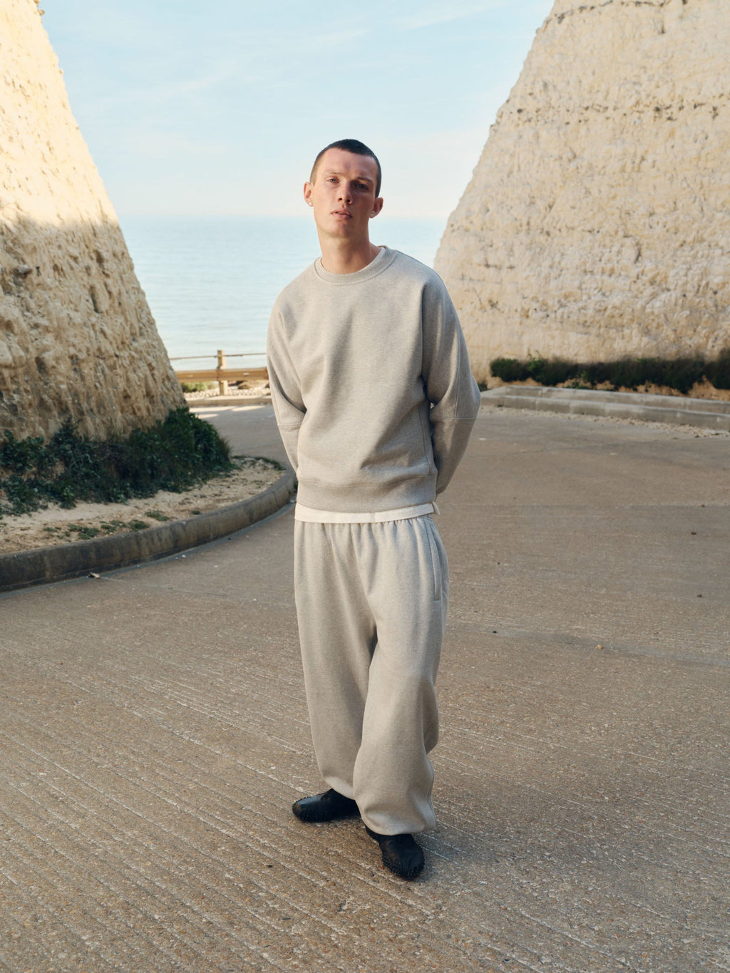 DRIFT CREWNECK - GREY