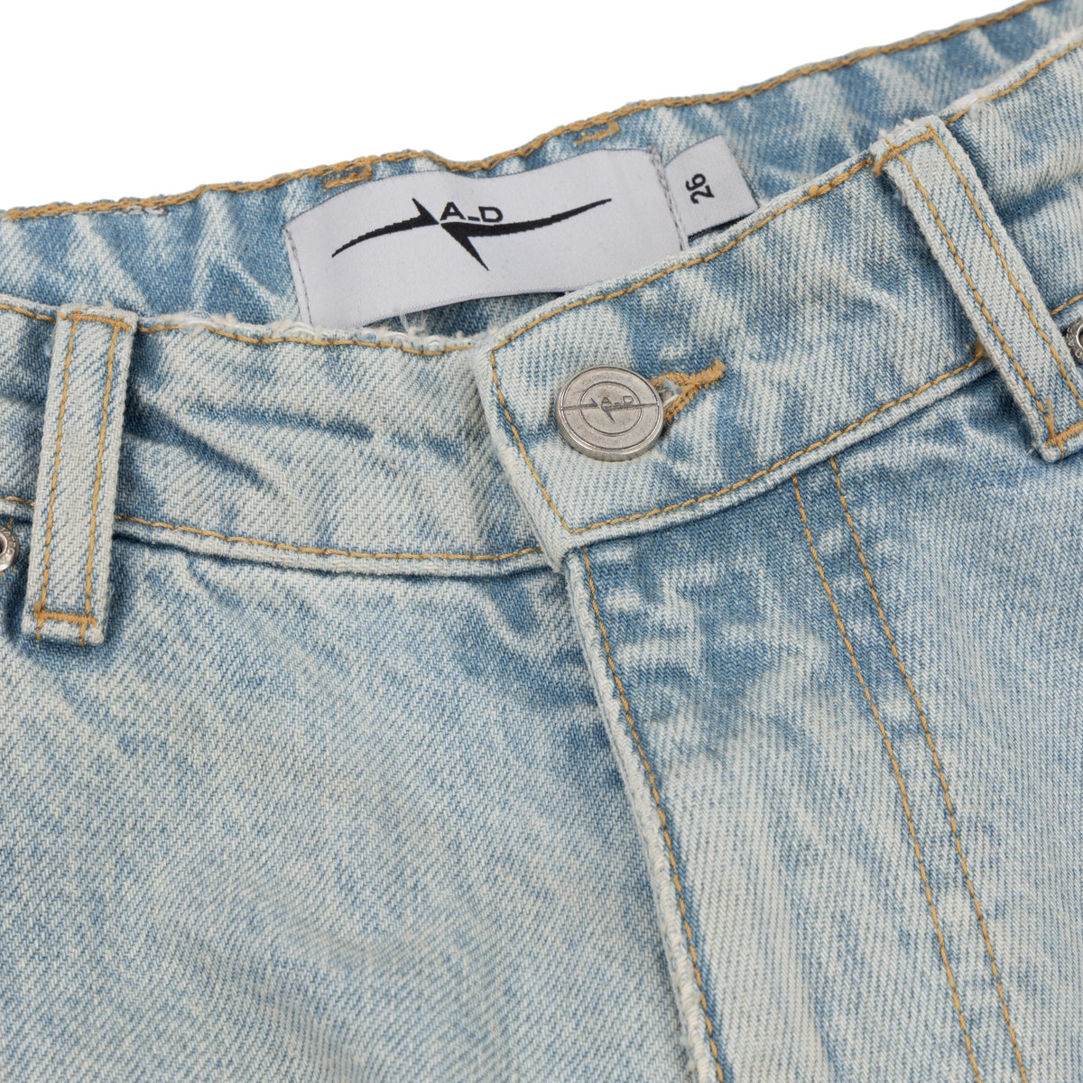 BAGGY DENIM SHORTS - SUN BLEACHED BLUE